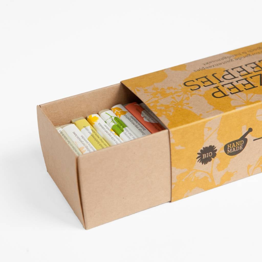 Gift box with 18 mini soaps